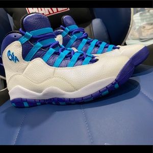 Jordan 10 Retro Charlotte Size 5Y